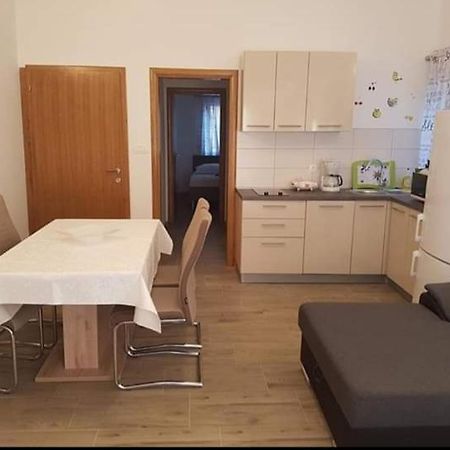 Apartmani Dada Starigrad Paklenica Ngoại thất bức ảnh