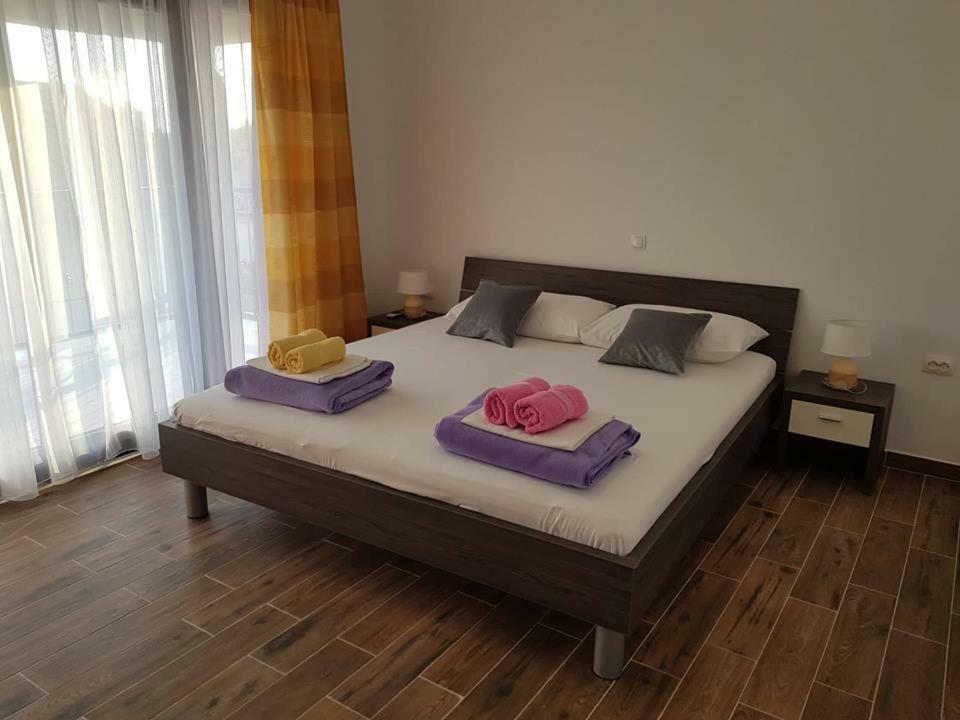 Apartmani Dada Starigrad Paklenica Ngoại thất bức ảnh