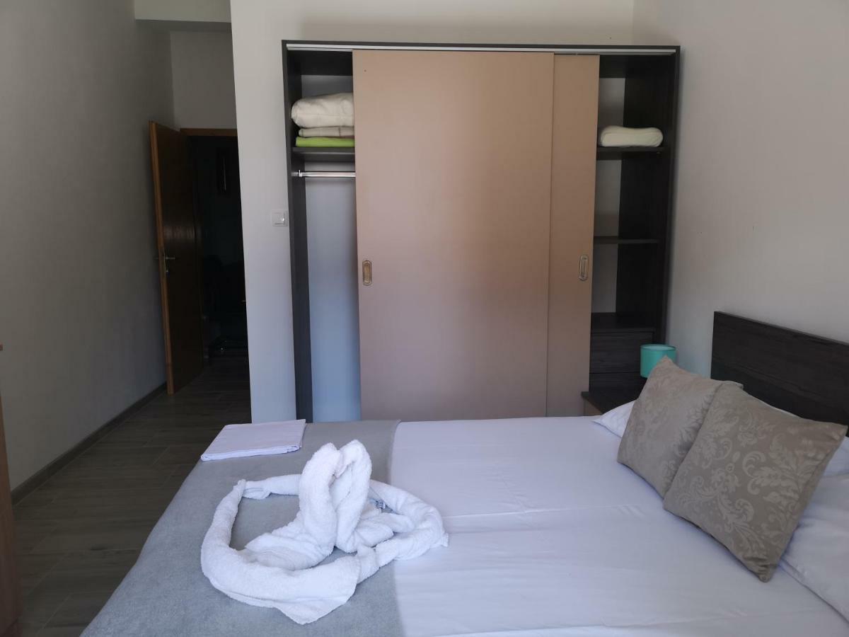 Apartmani Dada Starigrad Paklenica Ngoại thất bức ảnh
