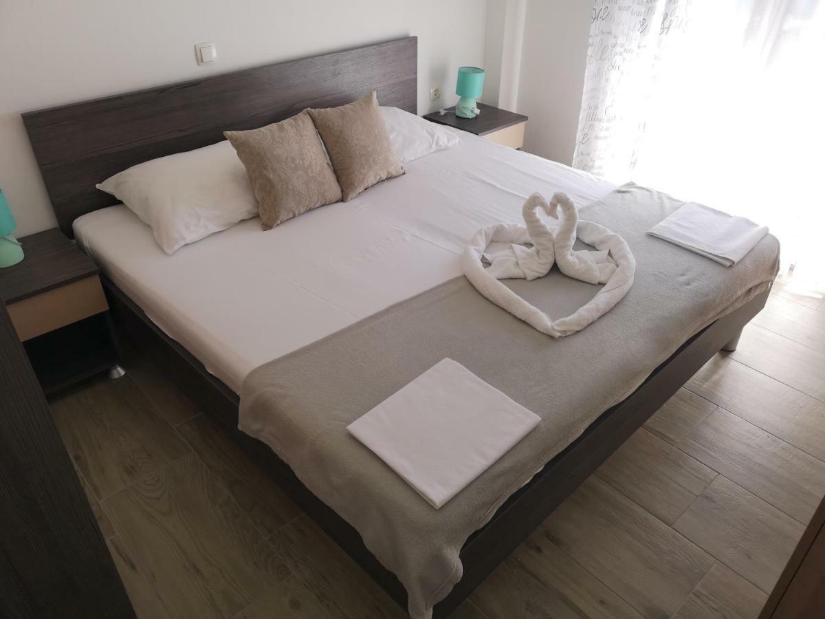 Apartmani Dada Starigrad Paklenica Ngoại thất bức ảnh