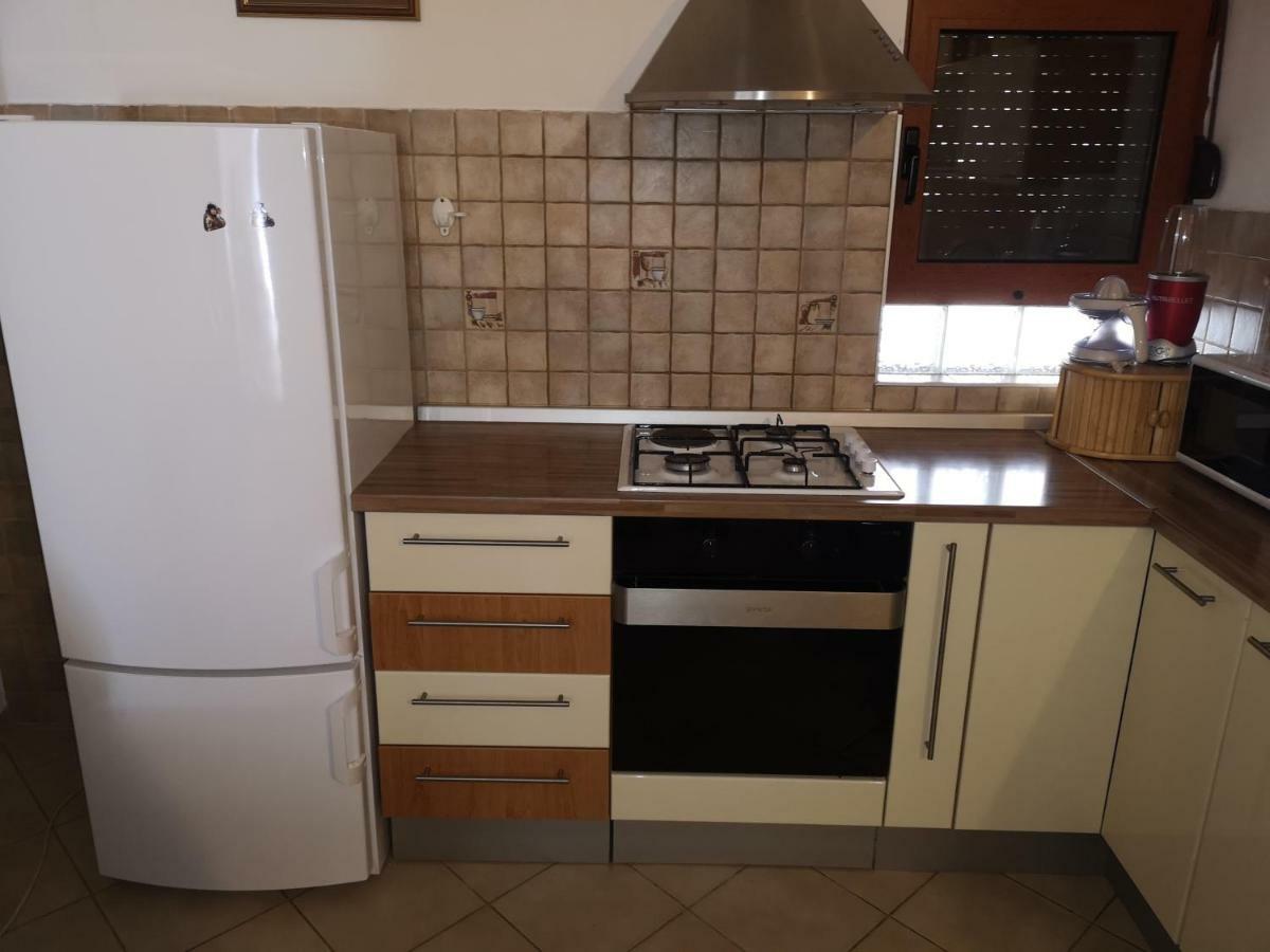 Apartmani Dada Starigrad Paklenica Ngoại thất bức ảnh