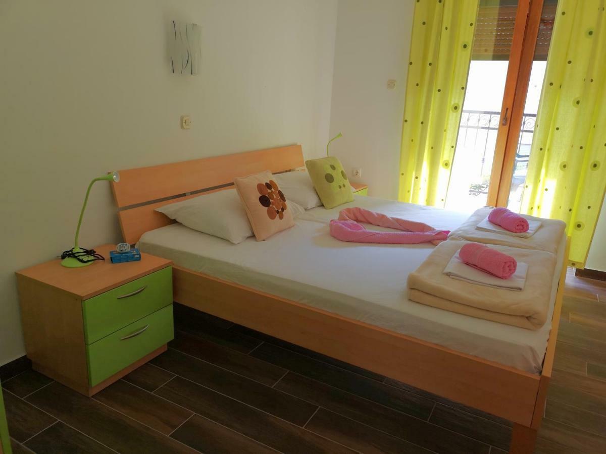 Apartmani Dada Starigrad Paklenica Ngoại thất bức ảnh