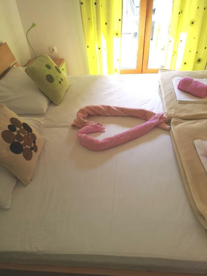 Apartmani Dada Starigrad Paklenica Ngoại thất bức ảnh